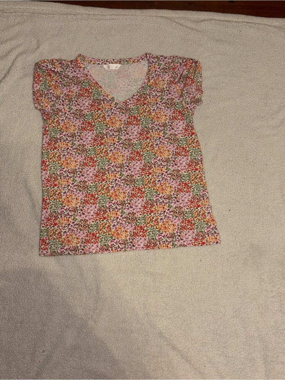 LC Lauren Conrad Pink Floral V-Neck Short Sleeve Tee
